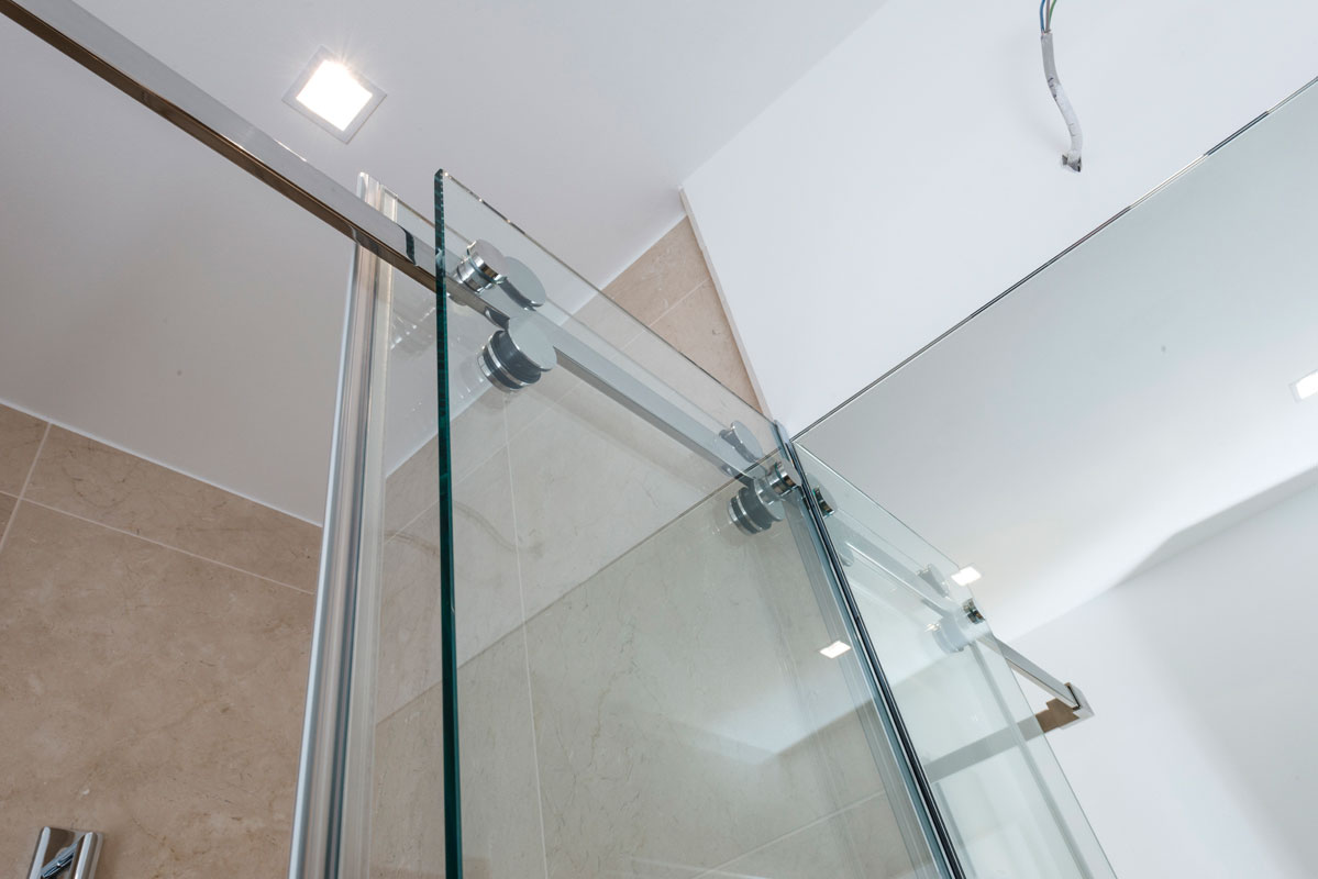 Trennwand Dusche WC